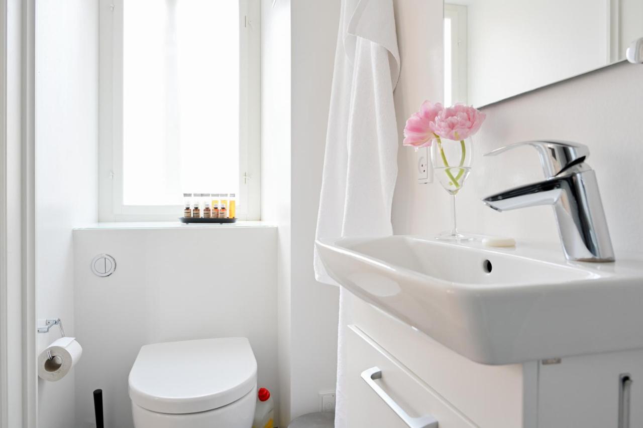 Sanders Penny - Lovely Two-bedroom In The Middle Of Action Appartement
